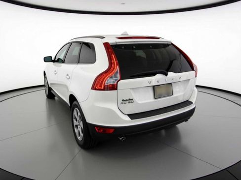 Used 2013 Volvo XC60 3.2 image 4