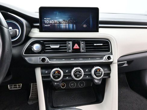 Used 2022 Genesis G70 3.3T w/ Sport Prestige Package image 22