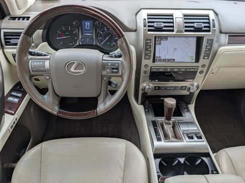 Used 2017 Lexus GX 460 Premium AWD/4WD image 19