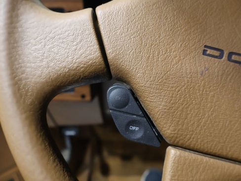 Used 1993 Dodge Dakota Base image 21