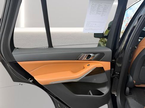 Used 2023 BMW X5 xDrive40i w/ Premium Package image 27