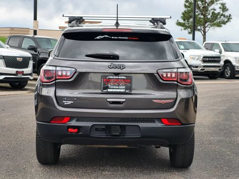 Used 2019 Jeep Compass Trailhawk w/ Cold Weather Group AWD/4WD image 5
