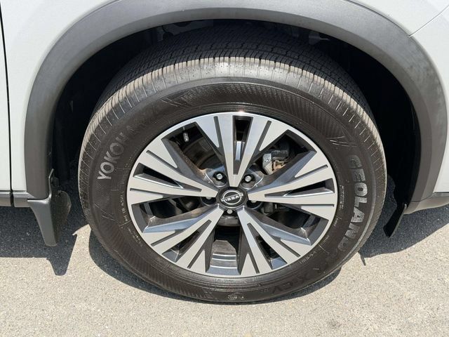 Used 2023 Nissan Rogue SV AWD/4WD image 7