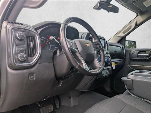 Used 2021 Chevrolet Silverado 1500 LT image 9