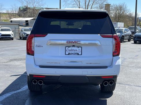 Used 2023 GMC Yukon Denali w/ LPO, Floor Liner Package image 4