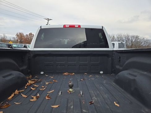 Used 2021 RAM 2500 Big Horn image 29