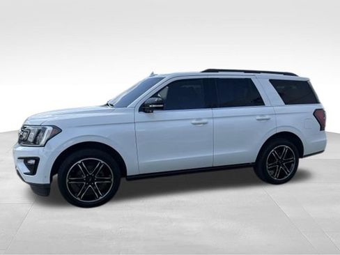 Used 2020 Ford Expedition Limited w/ Equipment Group 303A AWD/4WD image 17