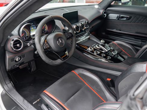 Used 2018 Mercedes-Benz AMG GT C image 11