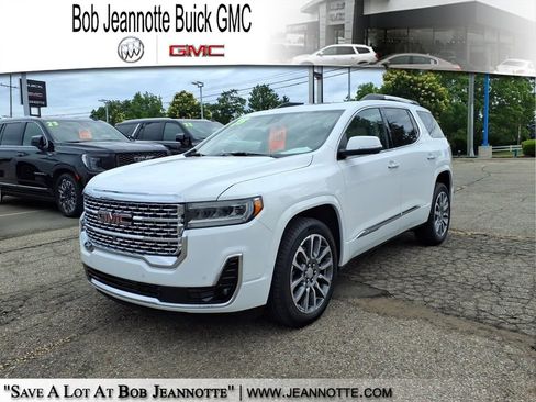 Used 2023 GMC Acadia Denali w/ Denali Technology Package AWD/4WD image 1