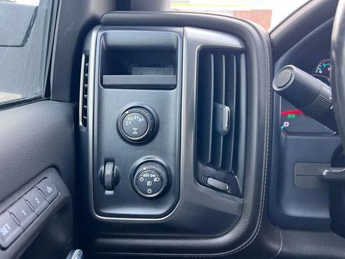 Used 2018 Chevrolet Silverado 1500 LTZ Z71 w/ LTZ Plus Package image 29