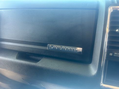 Used 2016 RAM 1500 Laramie w/ Convenience Group AWD/4WD image 22