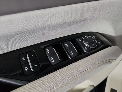 Used 2024 Cadillac Escalade Sport Platinum RWD image 26