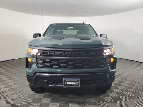 New 2026 Chevrolet Silverado 1500 Custom Trail Boss w/ Dark Appearance Package image 9