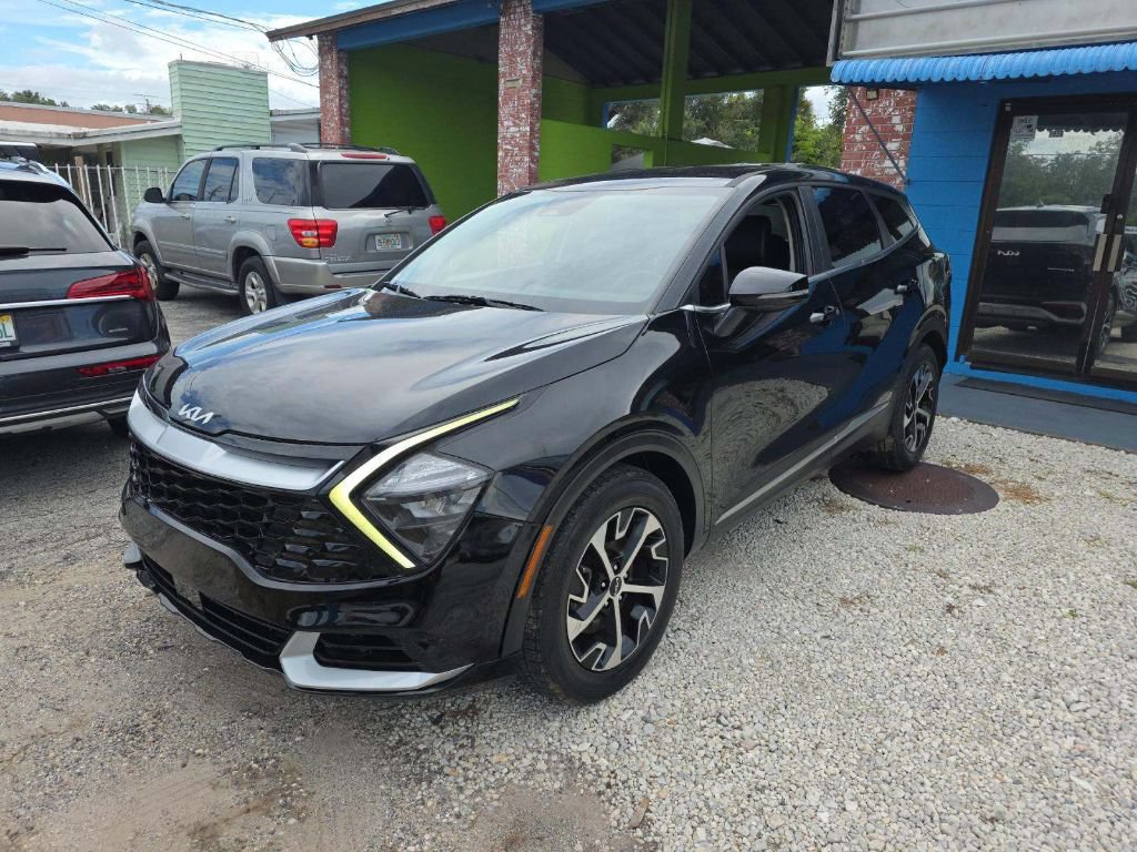 Used 2023 Kia Sportage EX FWD image 1