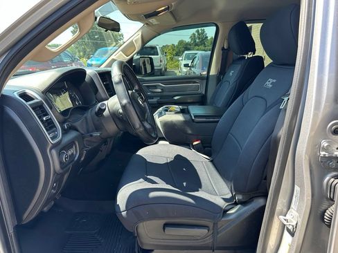 Used 2019 RAM 1500 Big Horn AWD/4WD image 13