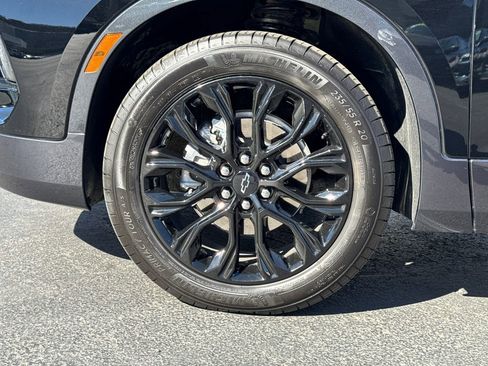 Used 2025 Chevrolet Blazer Premier w/ LPO, Black Sport Package image 6