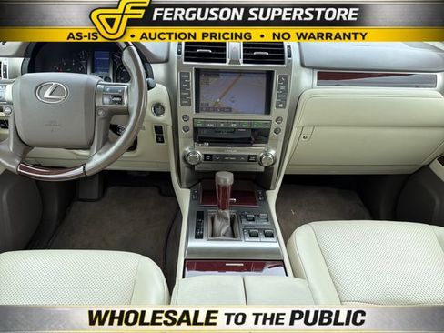 Used 2014 Lexus GX 460 Luxury AWD/4WD image 9