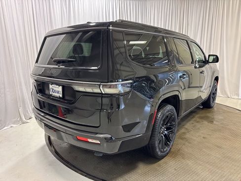 New 2026 Jeep Grand Wagoneer Limited AWD/4WD image 44