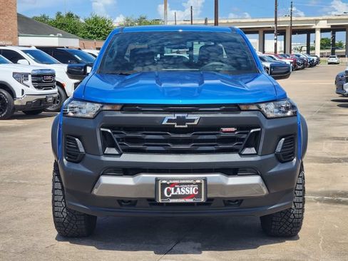 Used 2024 Chevrolet Colorado Trail Boss w/ Advanced Trailering Package AWD/4WD image 2