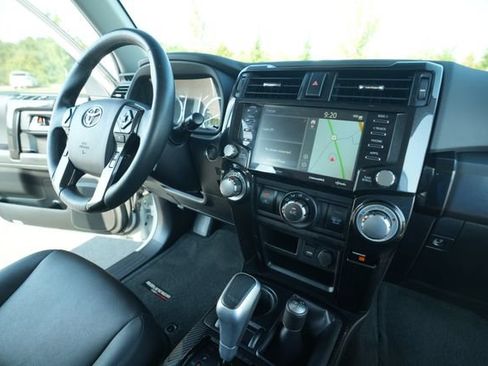 Used 2021 Toyota 4Runner TRD Off-Road Premium w/ Moonroof Package AWD/4WD image 37