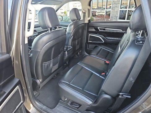 Used 2020 Kia Telluride S w/ S 8 Passenger Seating Package image 24