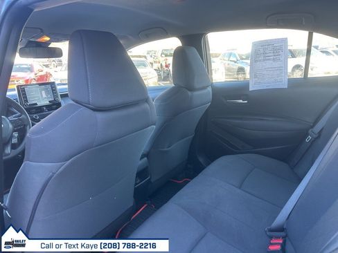 Used 2020 Toyota Corolla LE image 11