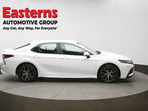 Used 2024 Toyota Camry SE FWD image 46