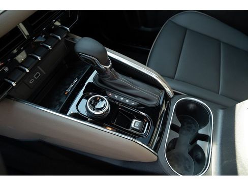 New 2026 GMC Canyon Denali image 19