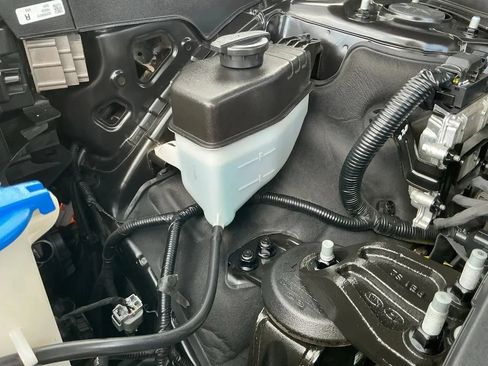 Used 2020 Hyundai Palisade SE FWD image 32