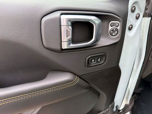 New 2027 Jeep Wrangler Unlimited Sahara AWD/4WD image 7