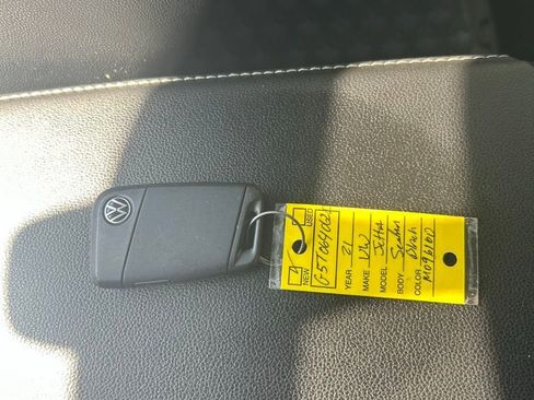 Certified 2021 Volkswagen Jetta SE w/ SE Cold Weather Package image 54