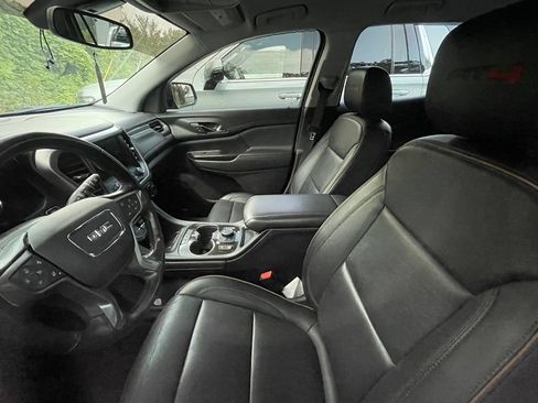 Used 2022 GMC Acadia AT4 w/ Technology Package AWD/4WD image 9