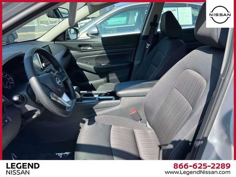 Certified 2024 Nissan Altima 2.5 SV FWD image 14