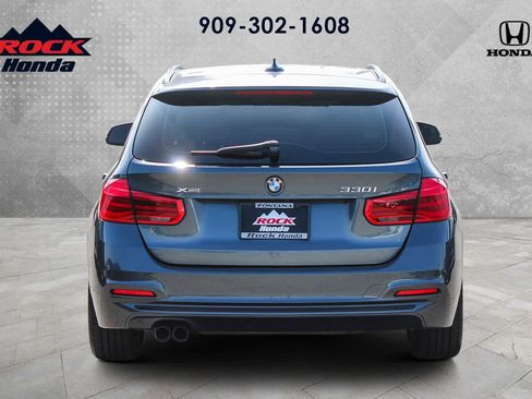 Used 2018 BMW 330i xDrive Wagon image 5