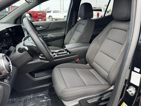 Used 2026 Chevrolet Equinox LT FWD image 27