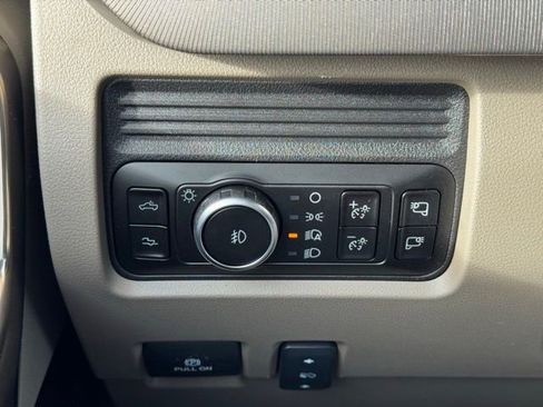 New 2026 Ford F250 Platinum w/ Platinum Plus Package image 37