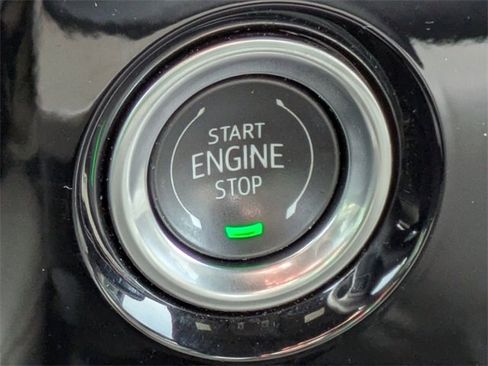 Used 2024 GMC Sierra 1500 SLT image 32