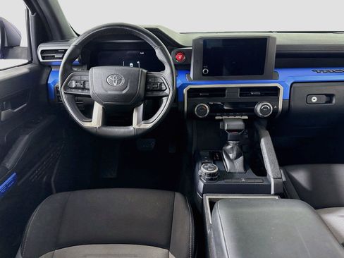 Used 2025 Toyota Tacoma TRD Off-Road AWD/4WD image 2