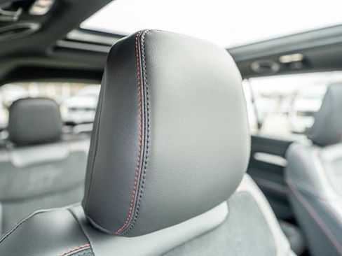 New 2026 Ford Explorer ST image 27