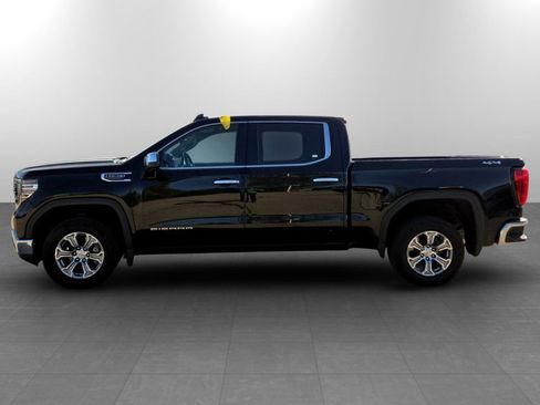 Used 2025 GMC Sierra 1500 SLT AWD/4WD image 10