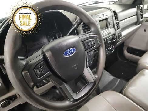 Used 2019 Ford F250 XL w/ Power Equipment Group image 16