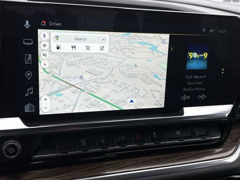 Used 2025 Chevrolet Silverado 2500 LT w/ Convenience Package image 17