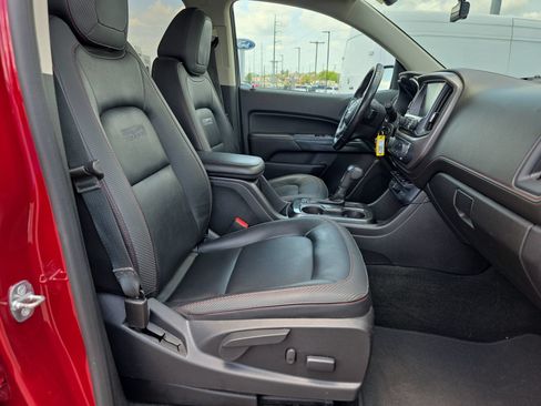 Used 2018 GMC Canyon All Terrain w/ Trailering Package AWD/4WD image 15
