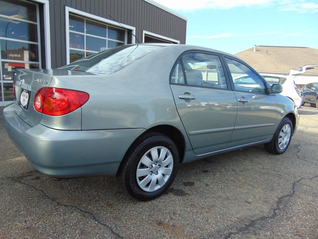 Used 2004 Toyota Corolla LE FWD image 9