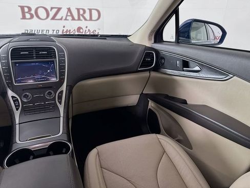 Used 2020 Lincoln Nautilus Reserve image 28