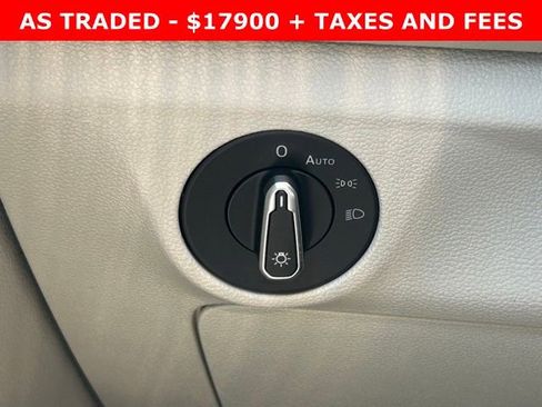 Used 2023 Volkswagen Jetta SE FWD image 19