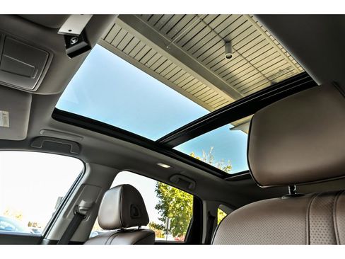 Used 2023 Acura RDX AWD w/ Advance Package image 13