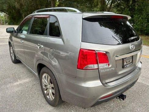 Used 2013 Kia Sorento SX w/ SX Premium Pkg FWD image 3