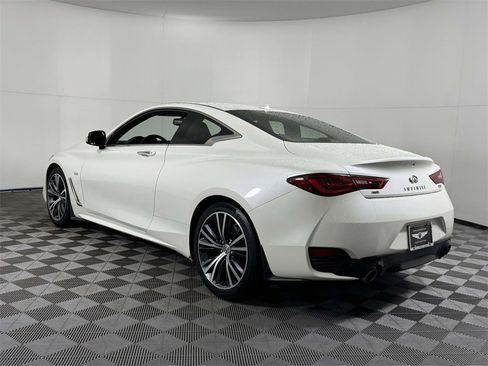 Used 2018 INFINITI Q60 3.0t Luxe w/ Sensory Package 3.0T Luxe image 8