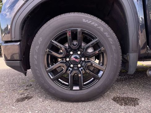 Used 2023 GMC Sierra 1500 Elevation AWD/4WD image 32